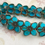 【14x12㍉ 6個】チェコフラワービーズ🌸turquoise blue No.1🌸