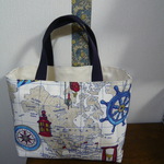 mira様オーダー品：USA生地　世界地図柄の仕切り付きトートバッグ