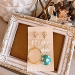 カラフルドットのアシメピアス