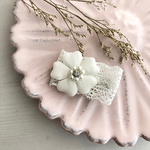 snow jewel＊ビジューとパールのお花♡ベビー ヘアクリップ＊フラワー＊結婚式