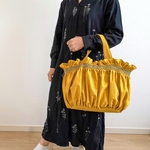 スモッキング刺繍の大きなトートバッグ ｰCARRYiN mustard ｰ