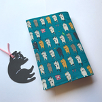 文庫サイズのブックカバー。こんなの欲しかった！ねこの🔖付き。トールサイズ入ります。
