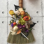 【現品のみ】2020 ハッピーハロウィン♪　卓上ほうき大アレンジ　玄関リースにも★②