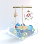 【NEW!】アシンメトリーキャリコ琉金 ピアス(イヤリング変更可)