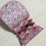 リバティのハニカムカードケース ベッツィ・アン ピンク