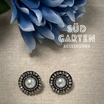 ビーズ刺繍ピアス