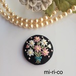 コスモスの花束 刺繍ブローチ／ヘアゴム