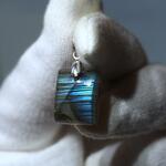 ラブラドライト２０　レクタングルペンダントトップ❀