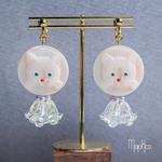 「 おめかし猫ちゃん 」イヤリング/ピアス *チェコガラスボタン・花・カンパニュラ・パール・チェコビーズ・ピンク*