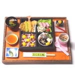『秋の会席弁当~栗赤飯~Ｂ♪』（ミニチュアフード）