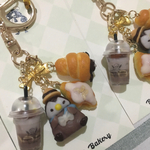 残暑のパンまつり☆バナナチョコ好きベビちゃんとやどかりぱんキーホルダー