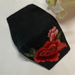 一点物✨マスクカバー＆インナー💕「バラ」豪華薔薇刺繍