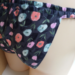  秋 冬 綿ローン使用【ボタニカル ガーデン  ④ サーモンピンクの花】浅ばき、深ばき、M、L、LL、ふんどしパンツ  リンパよけショーツ 下着 普段ばき mameパンティ