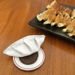 餃子ポーチと酢醤油の印鑑マット
