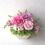 ピンク系のアレンジ♪敬老の日母の日薔薇バラプレゼントお誕生日結婚祝いお礼ギフト