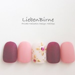 LadyPinkなビジューネイル