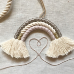 マクラメレインボータペストリー