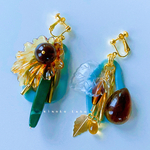 ✳︎秋たっぷり べっ甲 アンティーク お花と葉っぱ イヤリング ✳︎