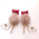 くすみピンクワイヤーハイヒールピアス