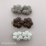 お花のヘアクリップ
