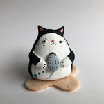 ネズミ持ち猫ちゃん◆猫の置物◆m110