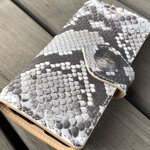 iPhoneXS MAX用 手帳型ケース 本革/レザー フロントカット ダイヤモンドパイソン ナチュラル IPXS-Max-B-DPYNA LEVEL7