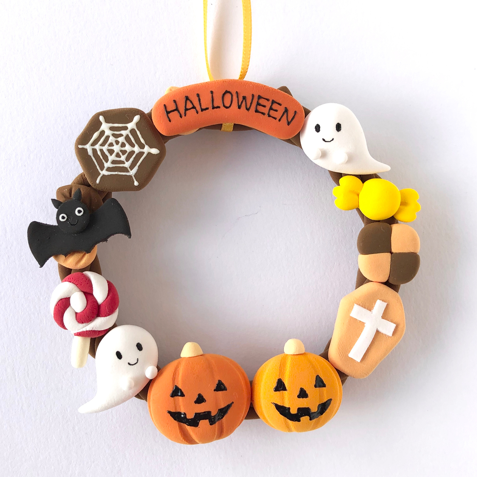 粘土】怖くて可愛いハロウィンリース - KOKKOGARDEN'S GALLERY | minne