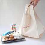 【名入れ】お弁当が傾かない、刺繍エコバッグ【選べる9色】 受注生産 軽量 レジ袋型 折り畳み コンパクト ギフト