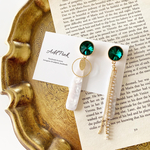 エメラルドグリーン　アシンメトリー　ロング　ピアス/イヤリング