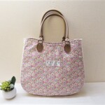 小花のバッグ（ピンク）