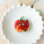 美味しそう！な、リンゴちゃんブローチ🍎