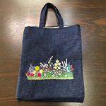 花の手刺繍バッグ