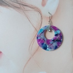 大きなフープのピアス