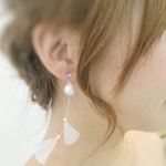 羽根ピアス