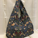 ウィリアムモリス♡いちご泥棒エコバッグ（ブルー系）