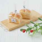 袋入り食パン（中）