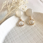 クリアストーンピアス ピアス カボションピアス 大ぶりピアス 天然石 淡水パール イヤリング サージカルステンレス/パールカボション×クリアストーンピアス
