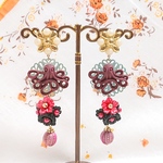 ☆【9/16再販】タコと黒花ブーケのピアス