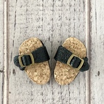オビツ11サイズ/黒牛皮金古美バックルサンダル