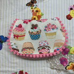 ＊マチあり＊  移動ポケット  カップケーキ×ピンク