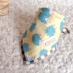 yellowハリネズミ×brown チェック ガーゼのハンカチ バンダナスタイ