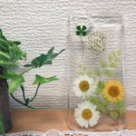 幸せを呼ぶノースポールのiPhoneケース