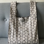 75-2.小花柄の買い物バッグ（エコバッグ）Lサイズ