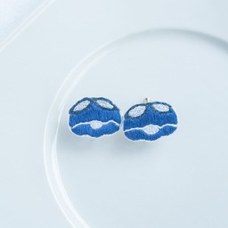 海野めぐみ