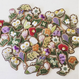 mametobrooch