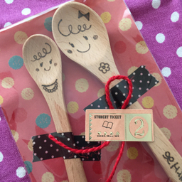 休業中m(._.)m＊ayuwoody＊