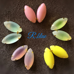 R.blue