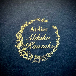 MIKIKO KANZAKI 