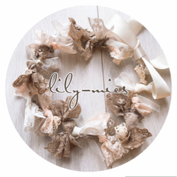 lily-mies