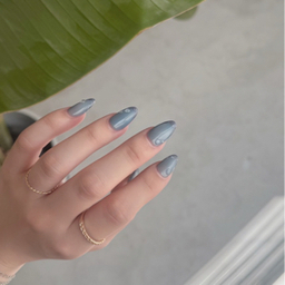 Noaé nail